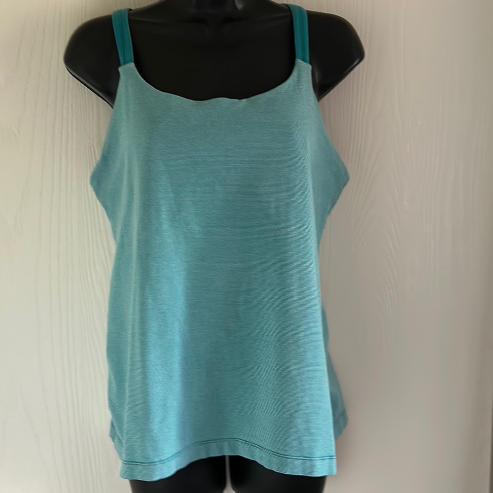 Patagonia pretty aqua blue Tank-top size xl with builtin  shelf-bra.